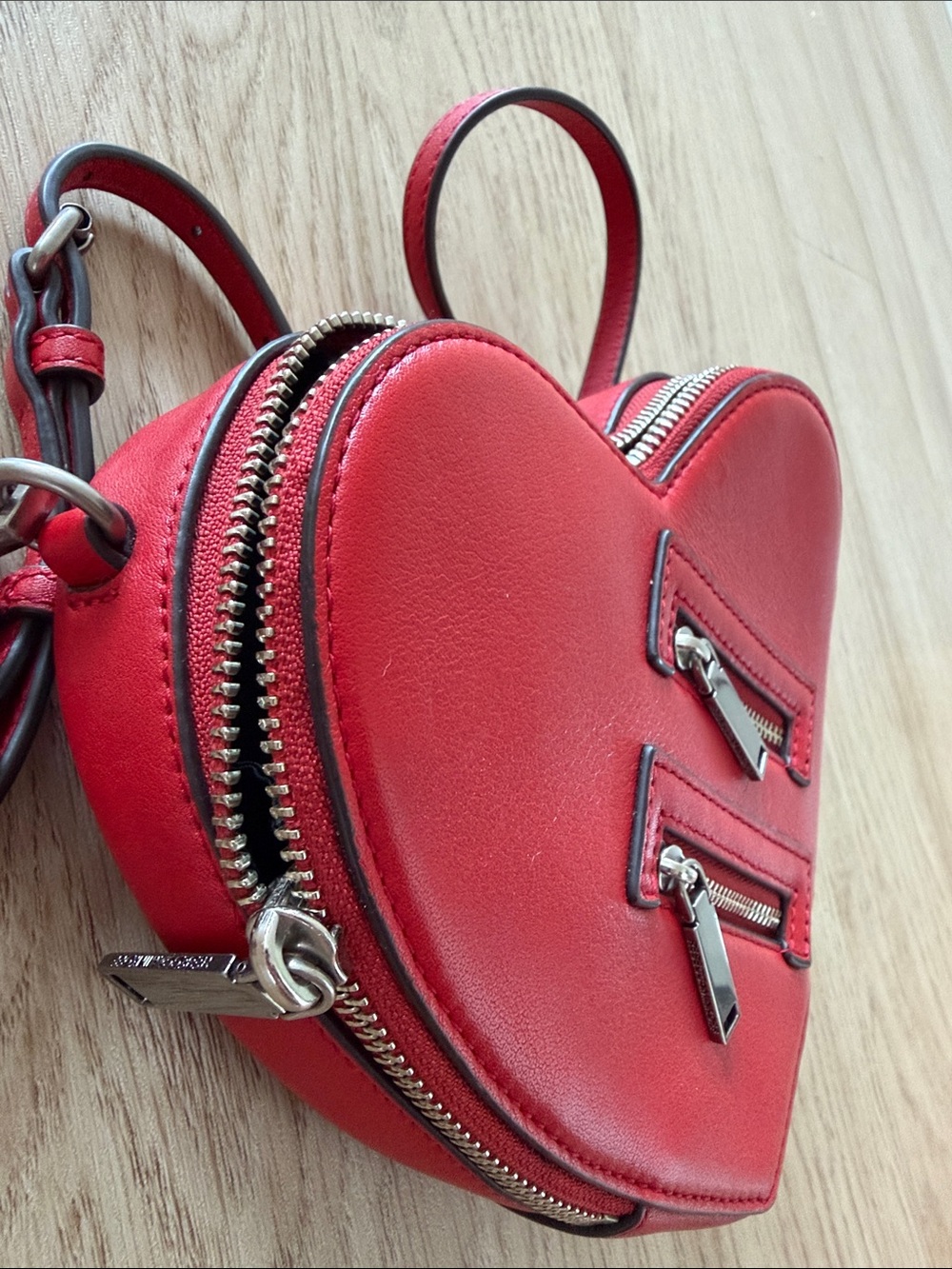 Rebecca Minkoff Heart ♥️ Purse - Picture 3 of 3